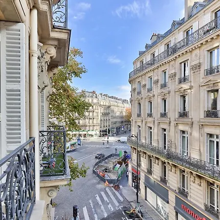 140m2 Proche Des Champs Elysées *