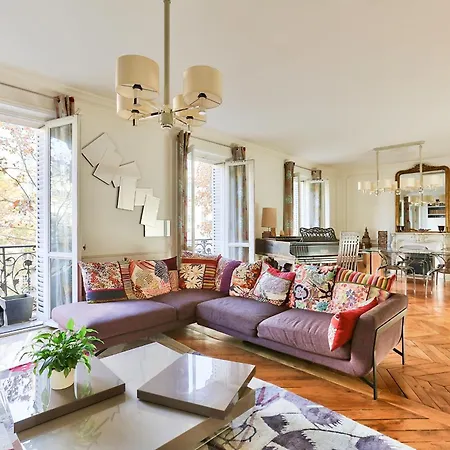 Appartamento 140m2 Proche Des Champs Elysées