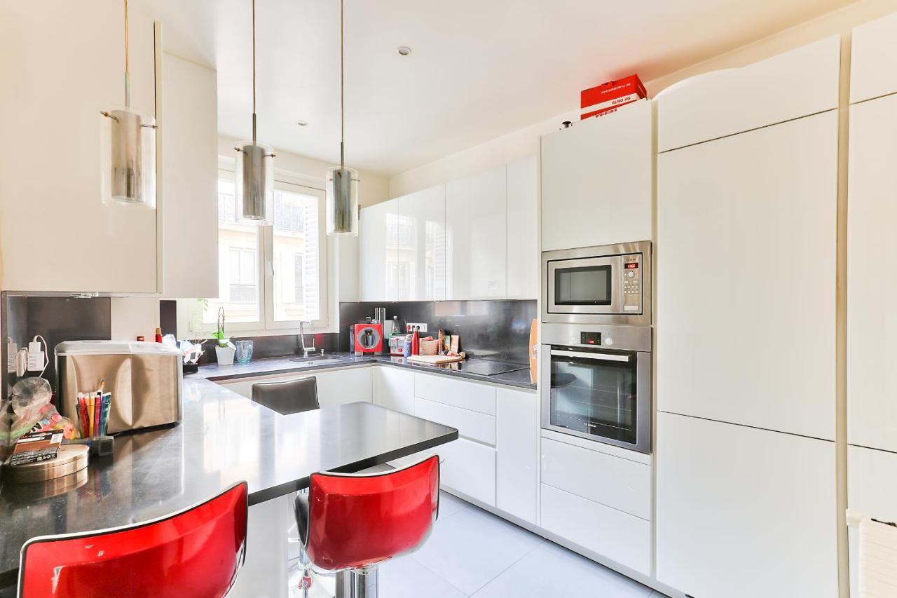 140m2 Proche Des Champs Elysees Appartamento *