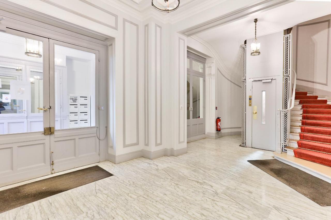 Appartamento 140m2 Proche Des Champs Elysees